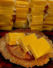 Charger l'image dans la galerie, Wholesale Carrot Lemon Soaps