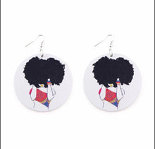 Load image into Gallery viewer, Round Wood lightweight Ethnic Painted Style African Earrings 13
