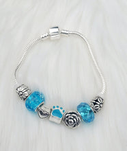 Charger l&#39;image dans la galerie, Handmade Baby Blue Snake Charm Bracelets
