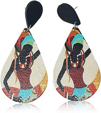 Charger l&#39;image dans la galerie, Round Wood lightweight Ethnic Painted Style African Earrings 37
